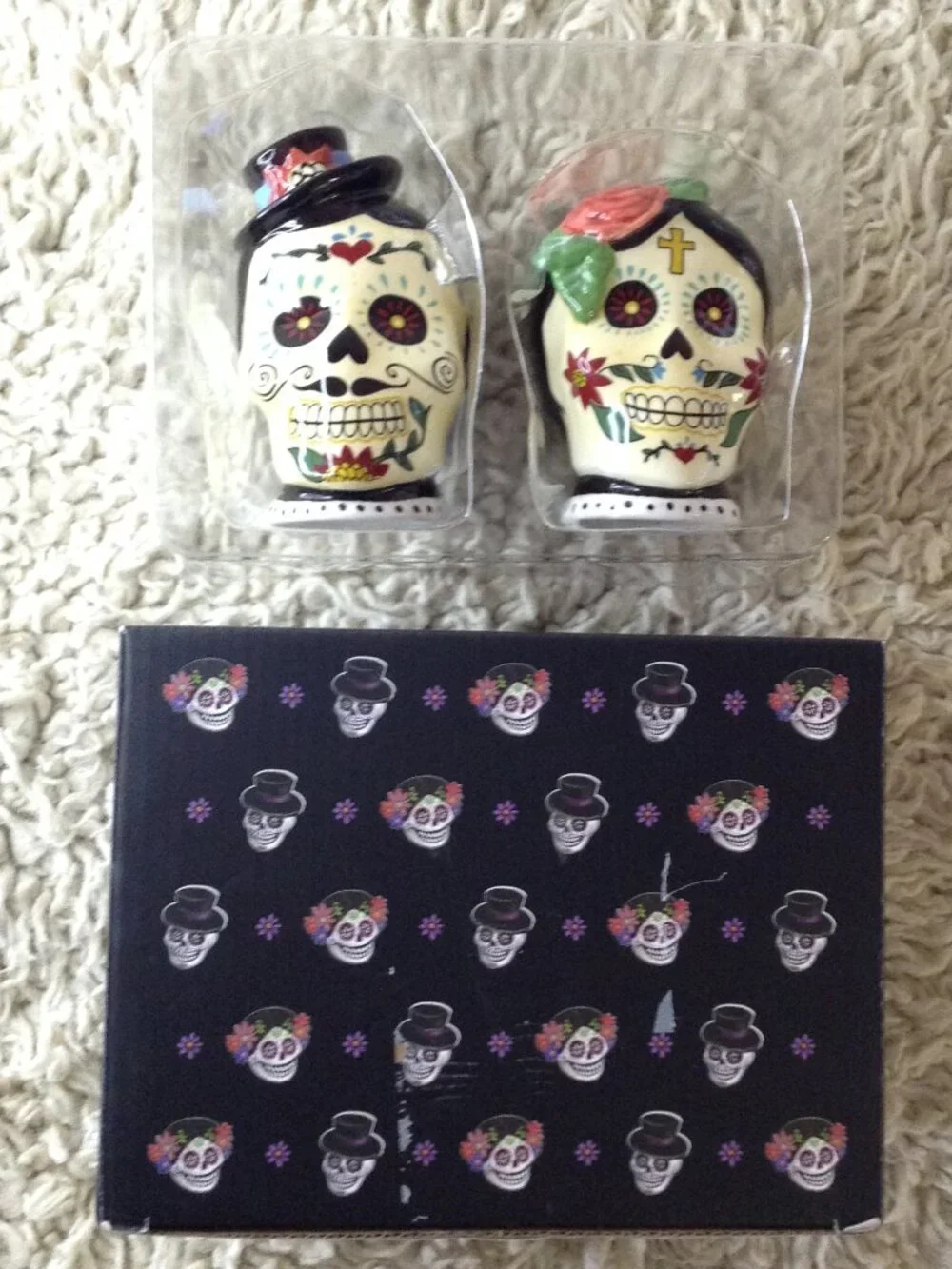 NWOT Day of the Dead Blue Sky Clayworks Salt and Pepper Shakers Halloween Spooky